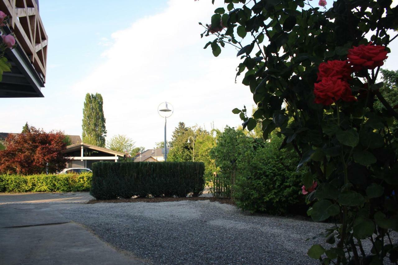 Ferienwohnung ANNA - charmante Ferienwohnung in bevorzugter Lage Konstanz Exterior foto