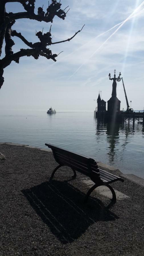 Ferienwohnung ANNA - charmante Ferienwohnung in bevorzugter Lage Konstanz Exterior foto